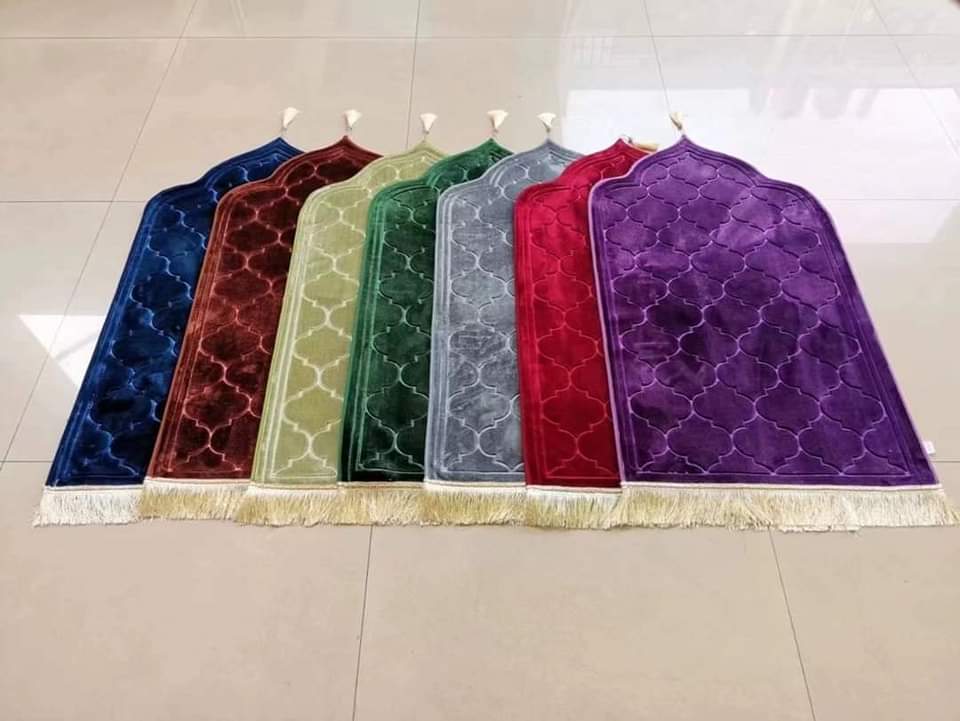 Spužvaste Sedžade: Savršen Poklon za Svaku Priliku